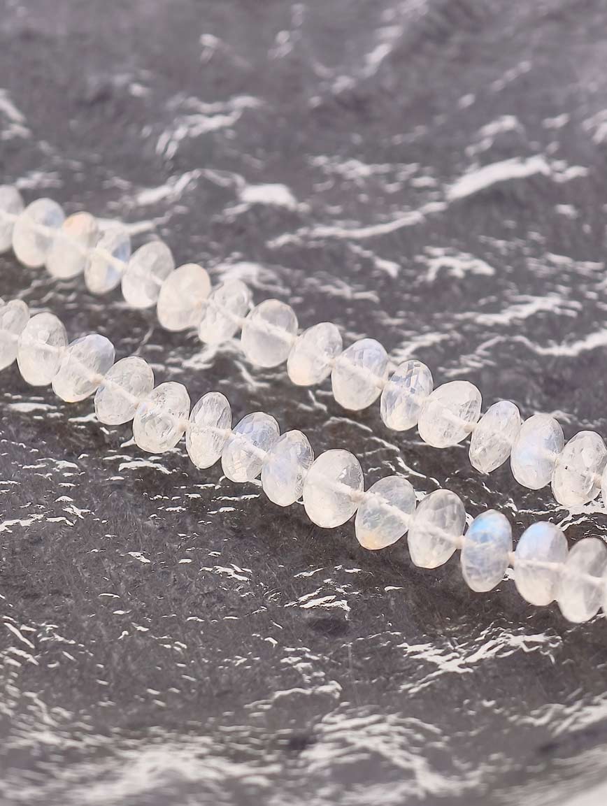 Natural Abacus Bead Moonstone Necklace image