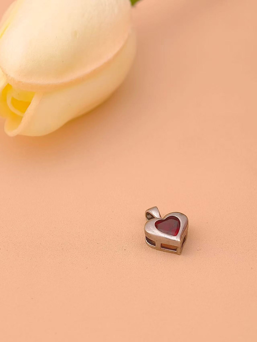 Heart Garnet Sterling Silver Pendant image