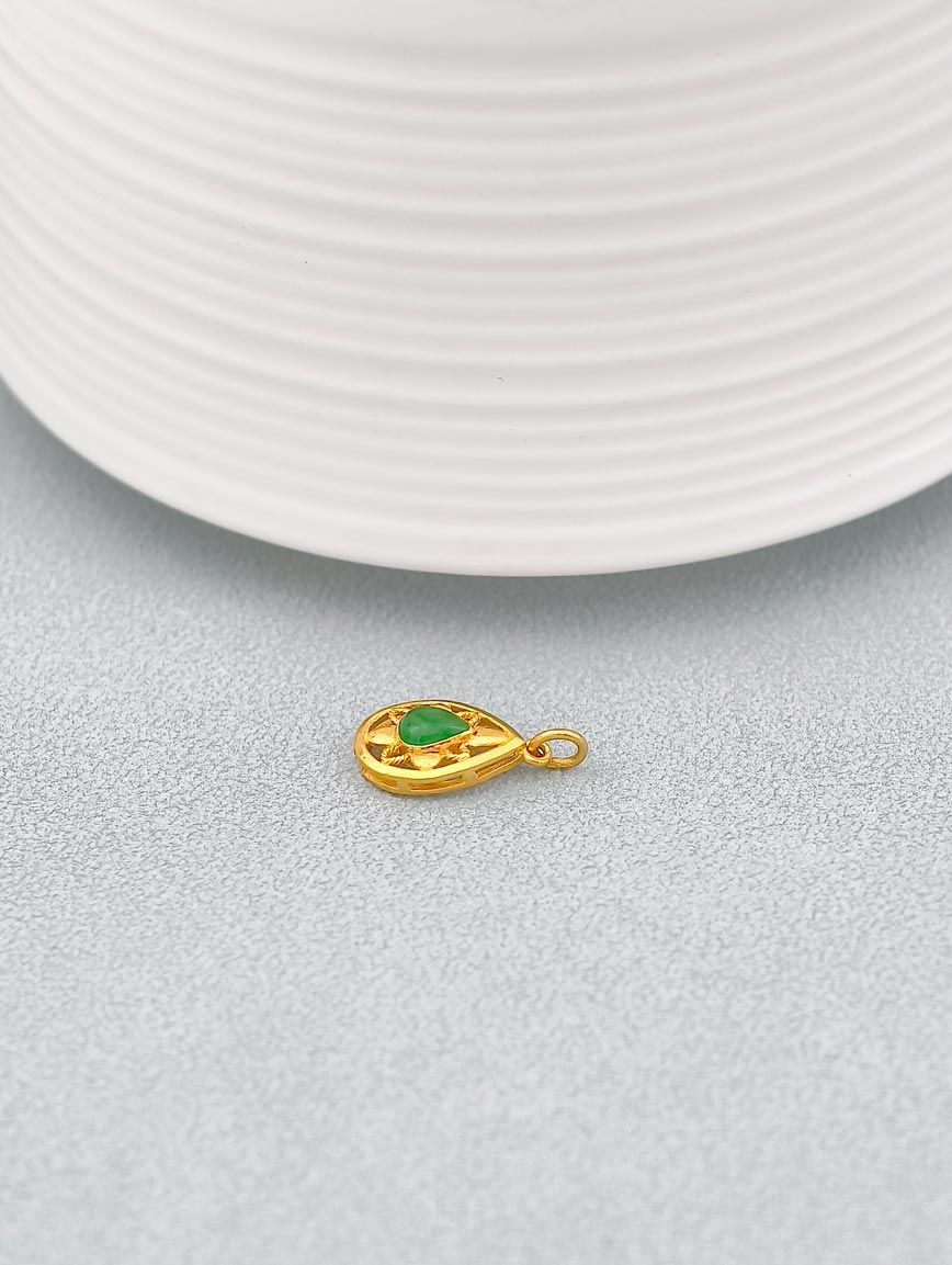 18K Gold Natural Jadeite Design Style Pendant image