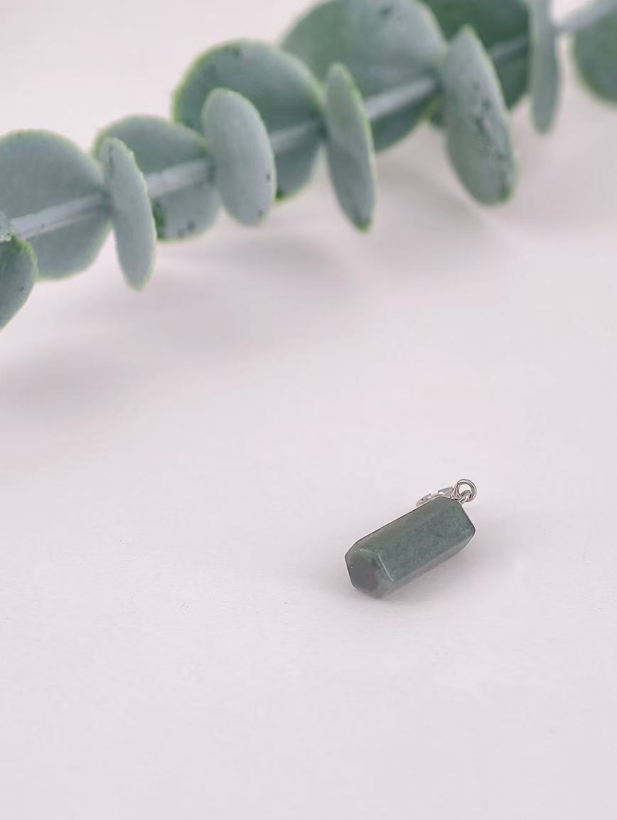 Natural Green Phantom Simple Style Sterling Silver Pendant image