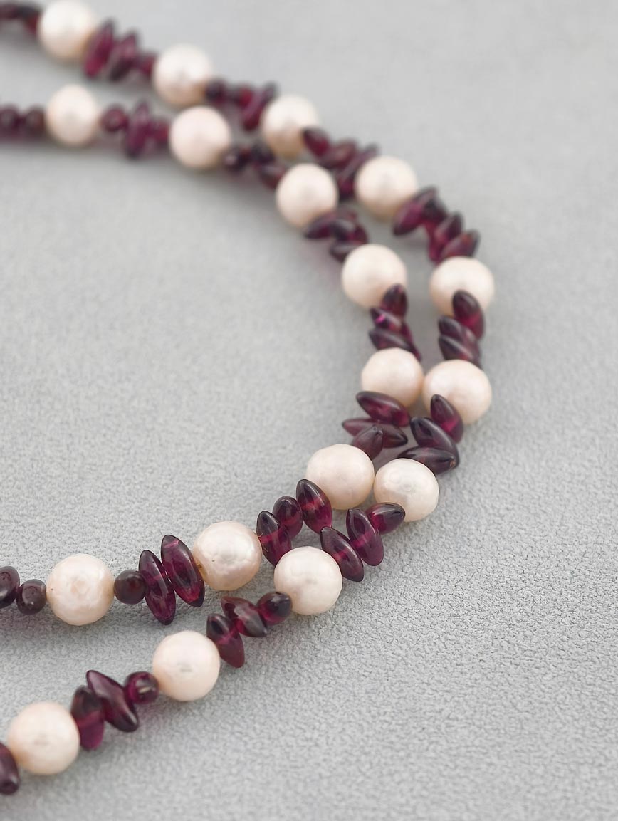 Freshwater Pearl with Garnet Delicate Style Necklace image