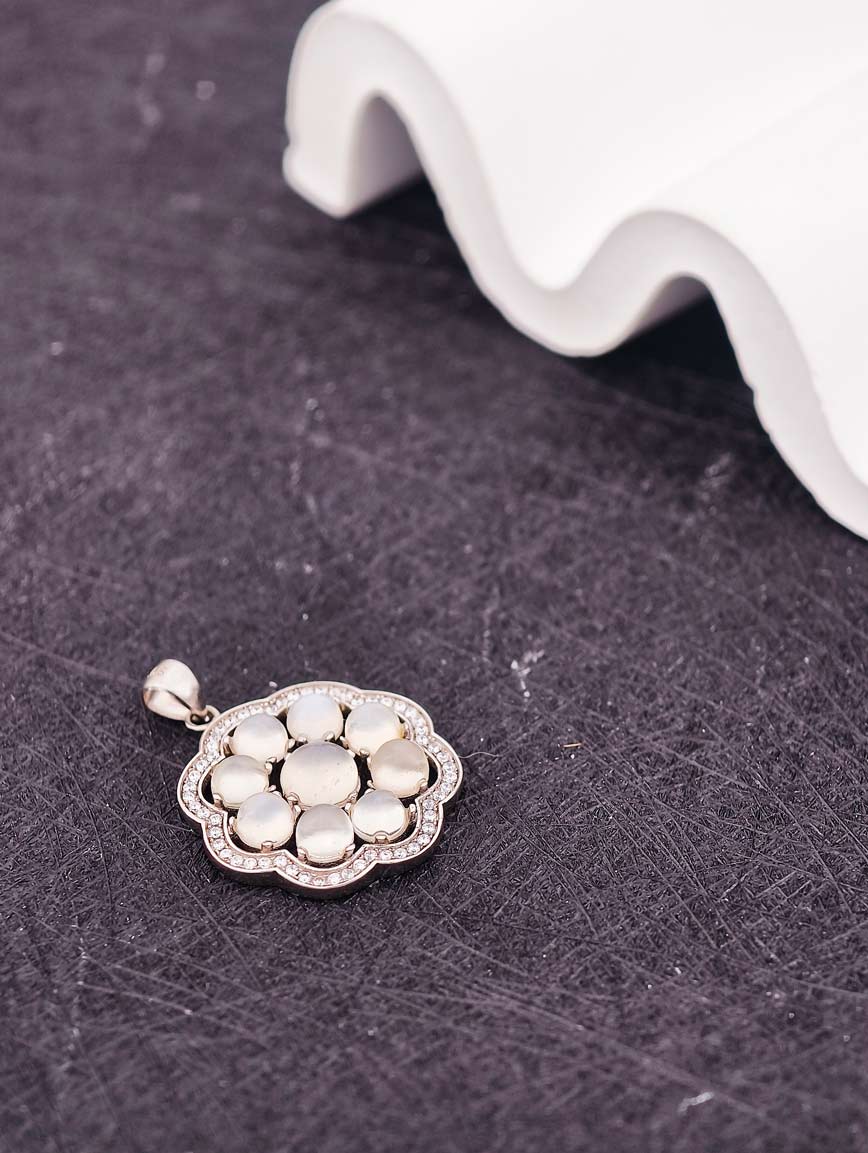 Natural Moonstone Delicate Style Pendant image