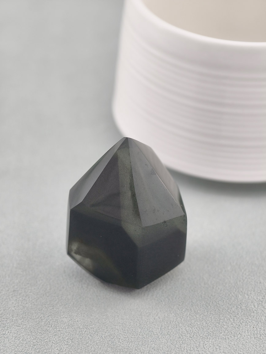 Natural Green Phantom Pyramid Column image