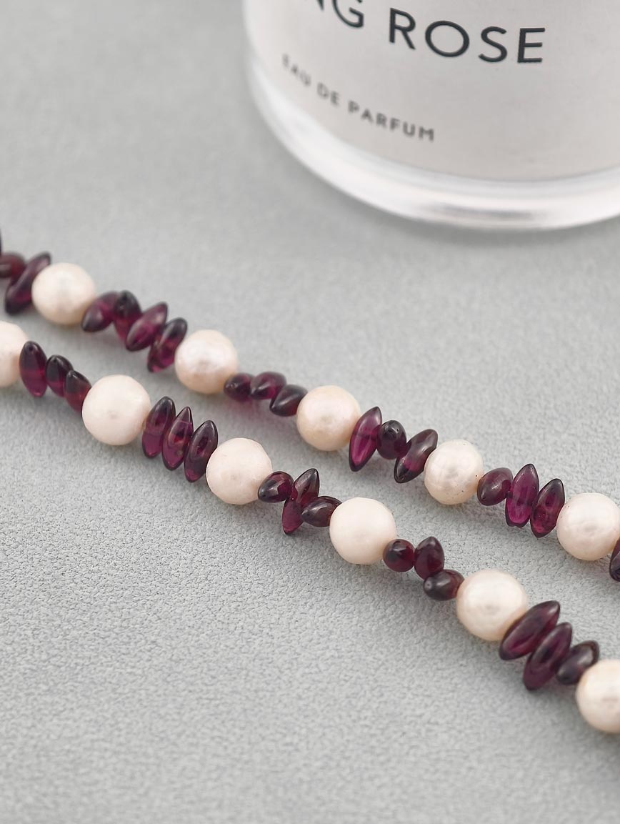 Freshwater Pearl with Garnet Delicate Style Necklace image