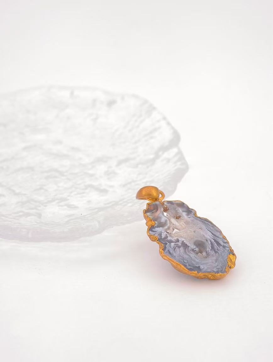 Natural Agate Simple Style Pendant image