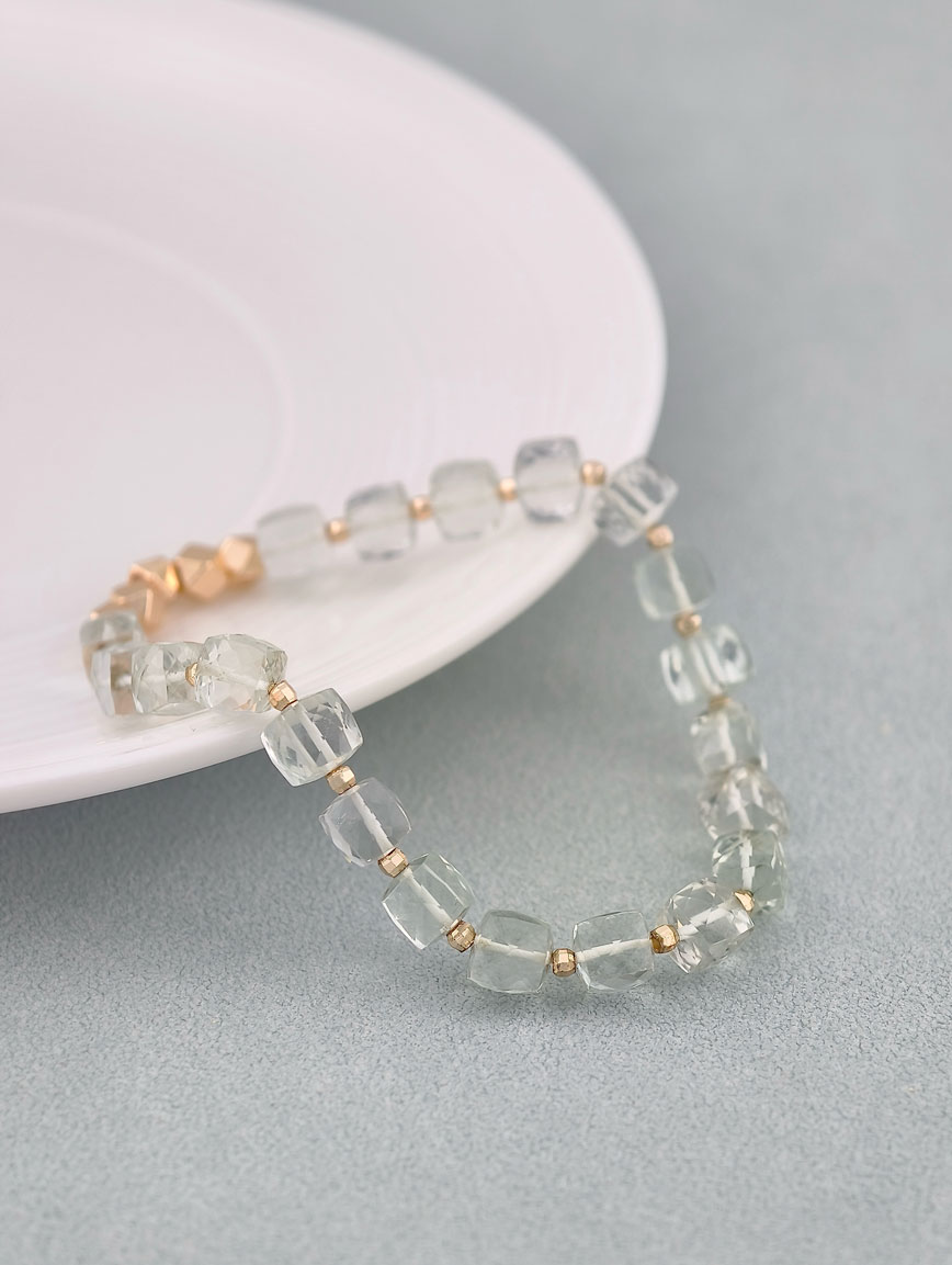 Natural Green Crystal Bracelet image