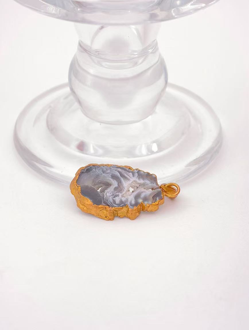 Natural Agate Simple Style Pendant image