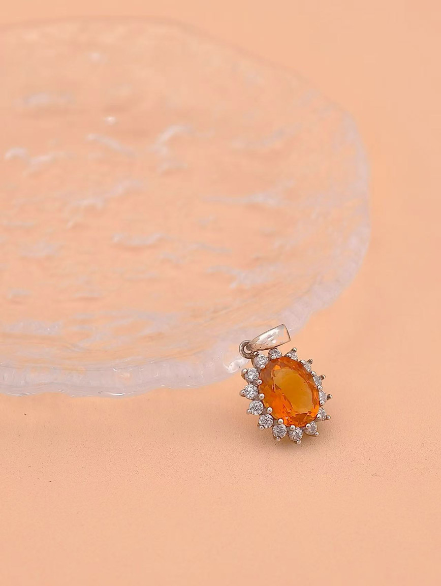 Luxurious Sparkling Citrine Sterling Silver Pendant image