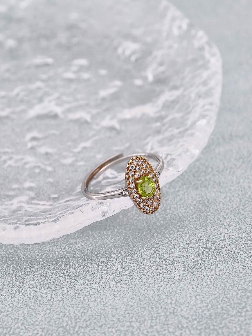 Sterling Silver Inlaid Natural Peridot Ring image