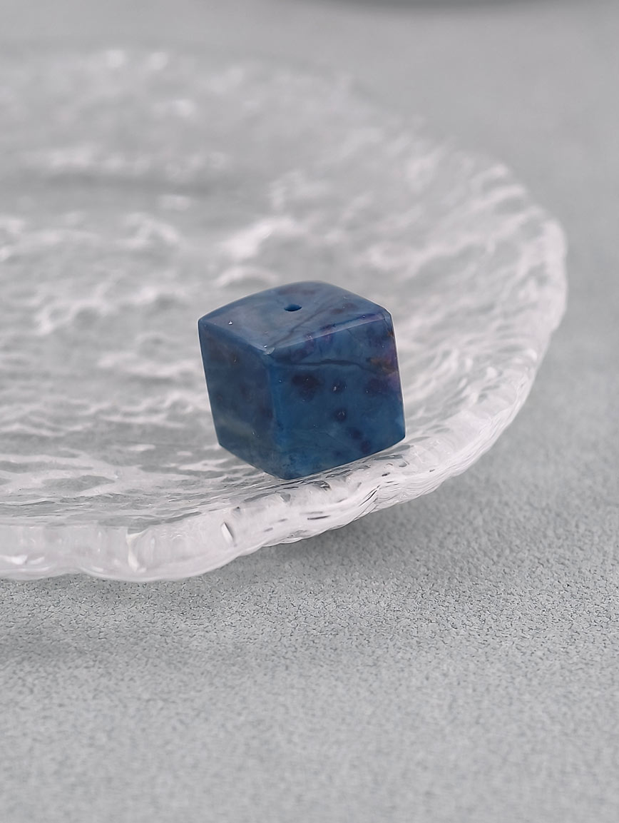 Natural Blue-Purple Cherry Blossom Sugilite DIY Accessory image