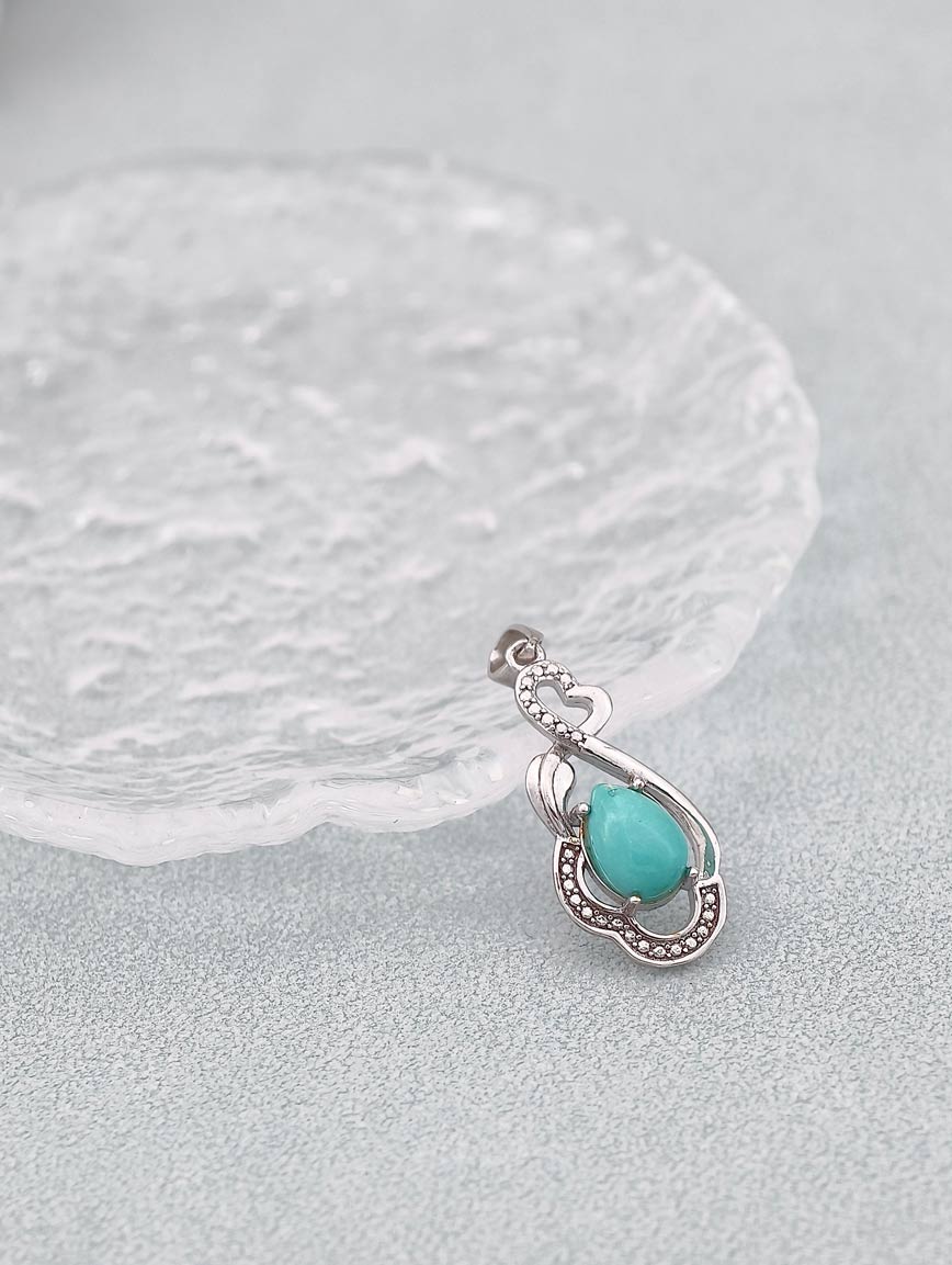Natural Turquoise Exquisite Style Pendant image