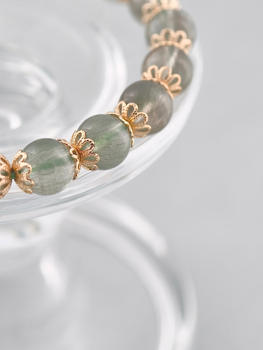 Natural Green Rutilated Quartz Exquisite Style Bracelet image