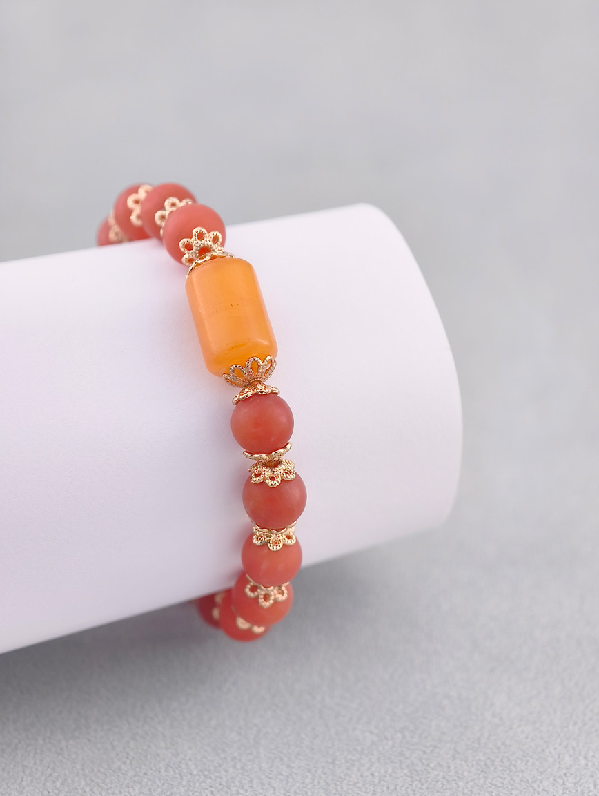 Natural South Red Agate and Beeswax Bracelet image