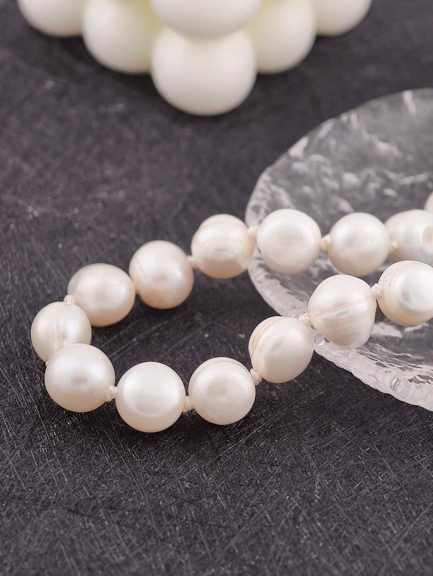 Natural Baroque Freshwater Pearl Necklace image