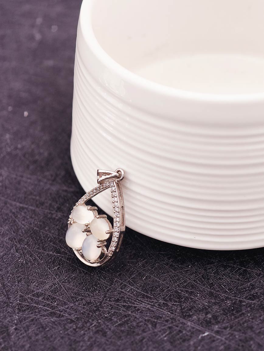 Natural Moonstone Sterling Silver Pendant image