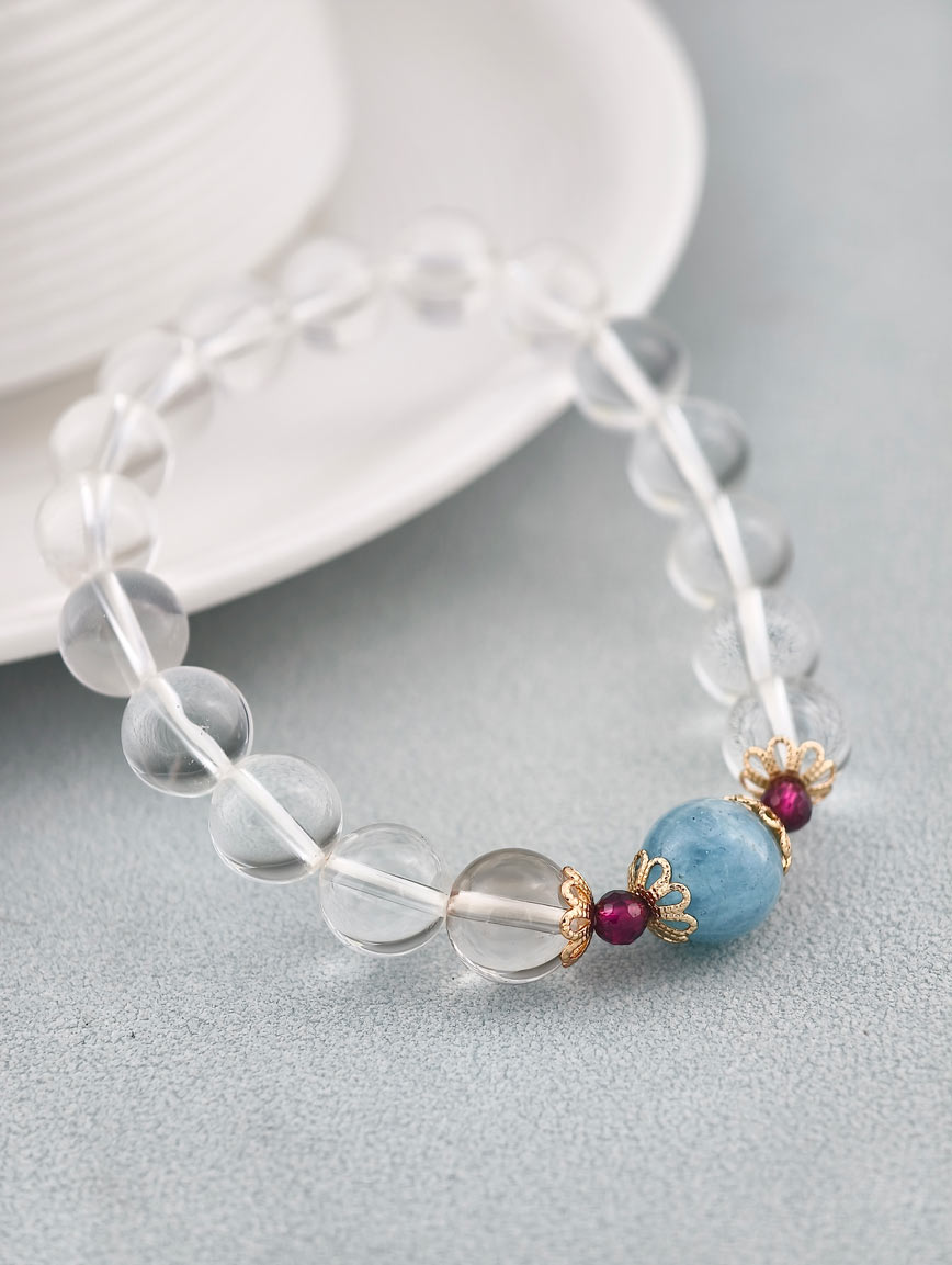 Clear Quartz and Aquamarine Garnet Bracelet image