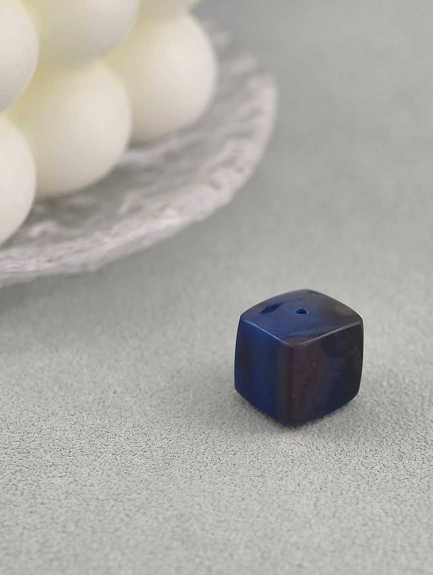 Natural Dark Night Blue Cube Sugilite DIY Accessory image