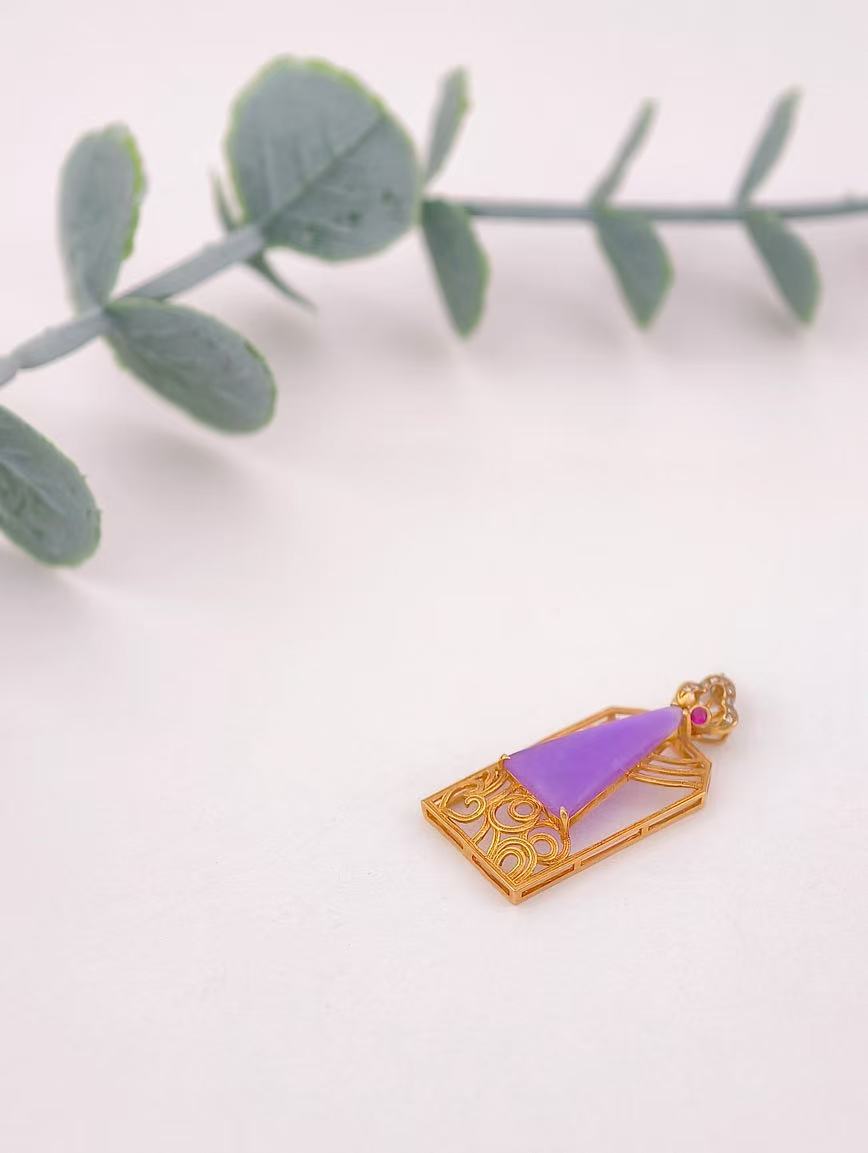 18K Gold Sugilite Pendant image