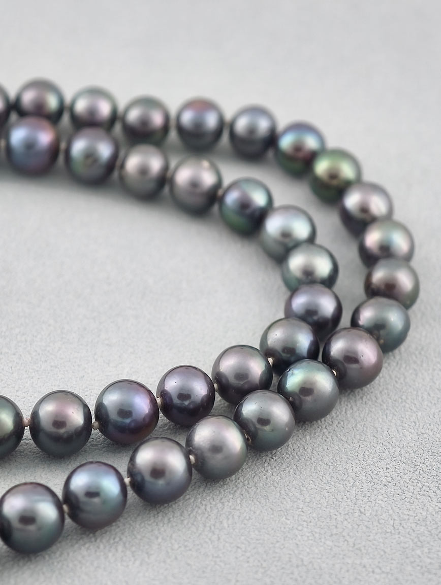 Natural Freshwater Black Pearl Necklace image