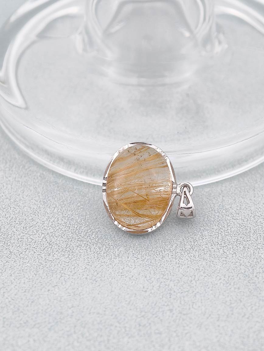 Natural Rutilated Quartz Simple Style Pendant image
