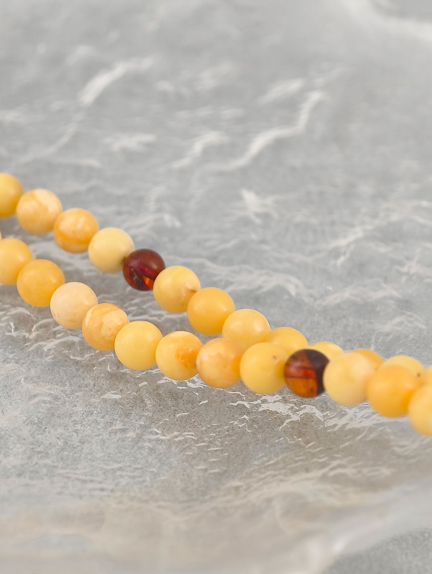 Natural Beeswax and Blood Amber Multi-Circle Bracelet image