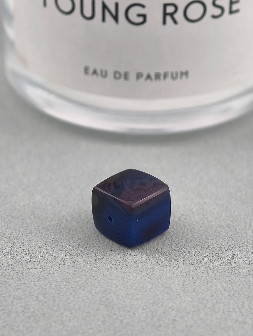 Natural Dark Night Blue Cube Sugilite DIY Accessory image