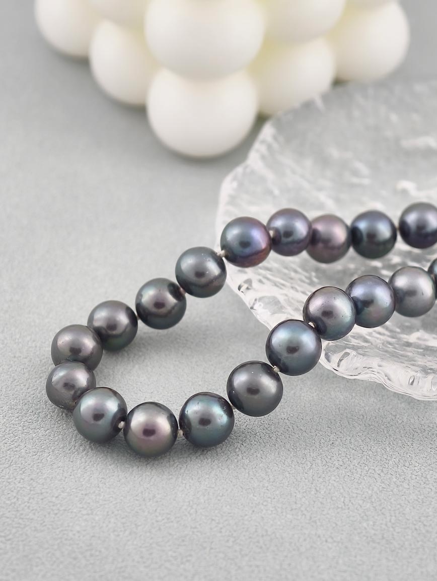 Natural Freshwater Black Pearl Necklace image