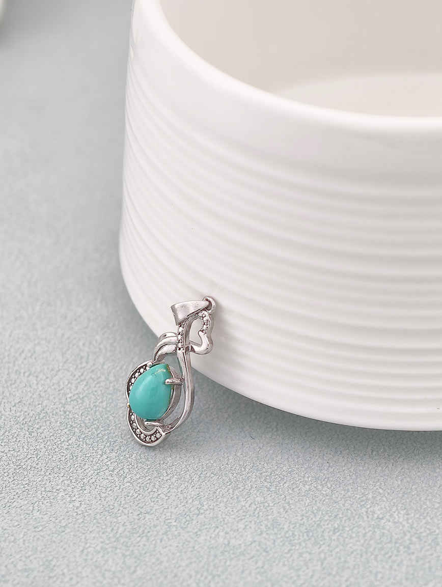 Natural Turquoise Exquisite Style Pendant image