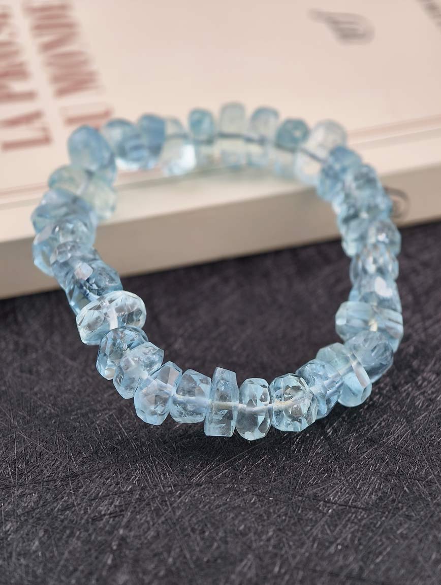 Natural Irregular Aquamarine Bracelet image