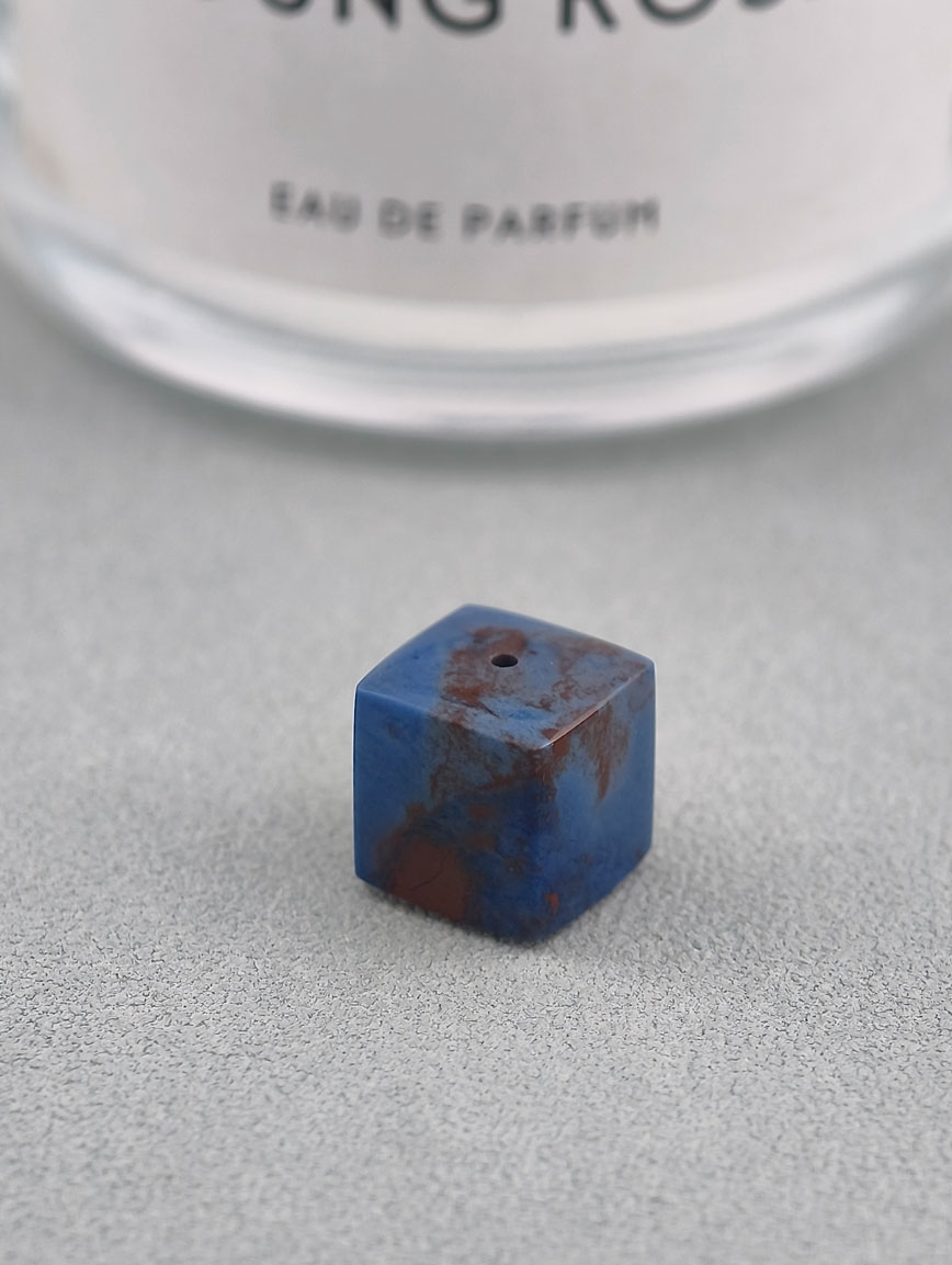 Natural Cosmic Blue Cube Sugilite DIY Accessory image